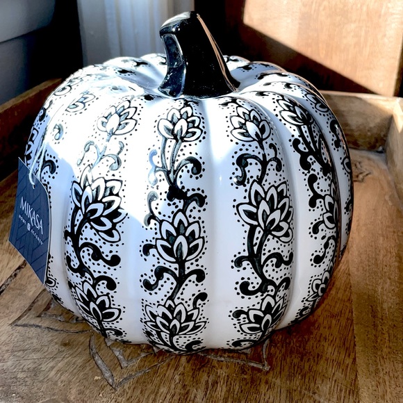 🍁HPx3🍁Black & White Boho Chic Ceramic Pumpkin Decor! NWT - Picture 8 of 16